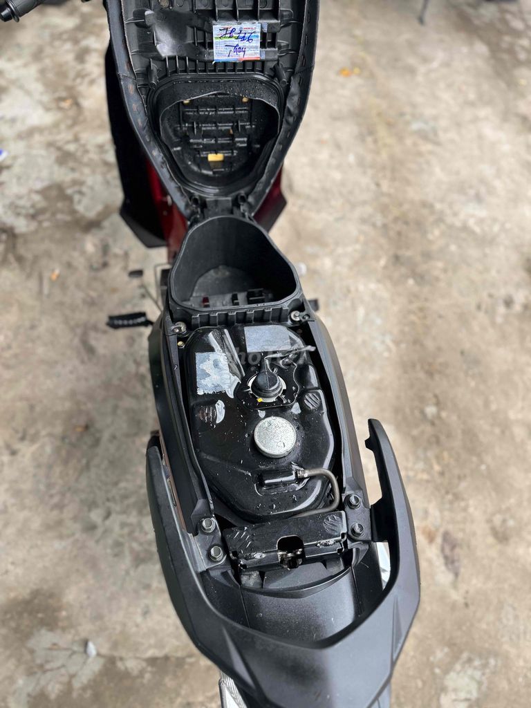 Honda Blade 110/ Zin Đẹp/ Vỏ Zin Còn Bs65. Mua bán Xe máy tại Quận Bình Thuỷ Cần Thơ được đăng bởi CỬA HÀNG XE MÁY VŨ Fi hình 4