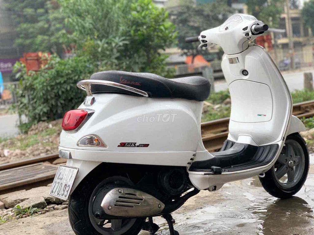 Piaggio Vespa S125 3V i.e. Trắng. Mua bán Xe máy tại Huyện Thanh Trì Hà Nội được đăng bởi xe máy chính hãng hình 1