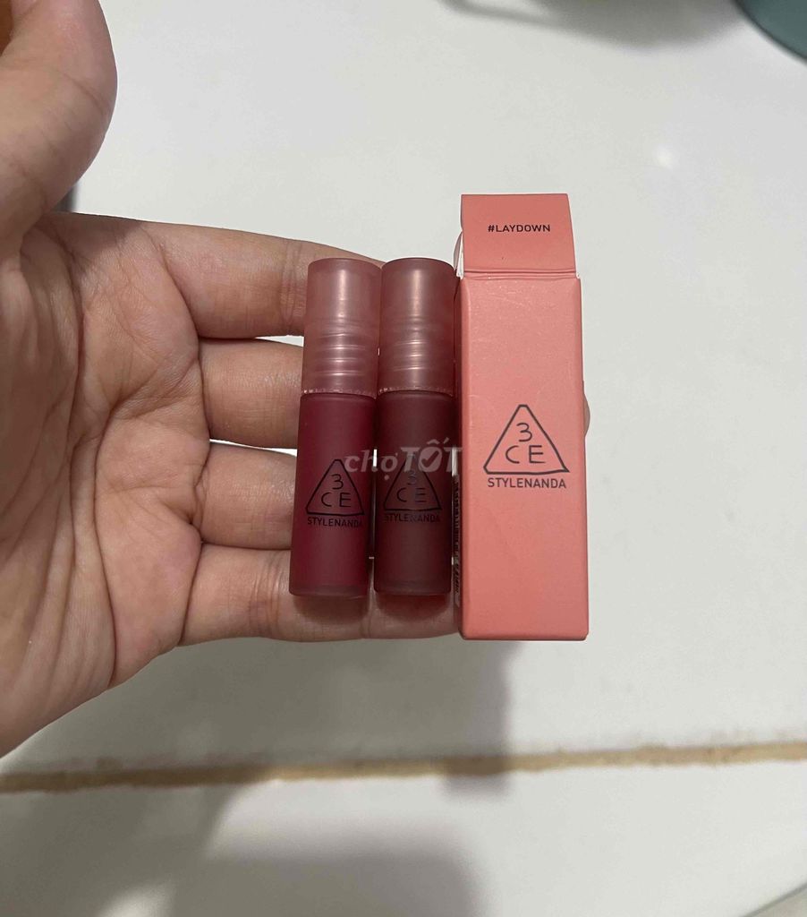 Son kem lì 3CE Stylenanda Laydown Đỏ hồng. Mua bán Phụ kiện thời trang khác tại Thành phố Long Xuyên An Giang được đăng bởi thanh lý đủ thứ hình 1