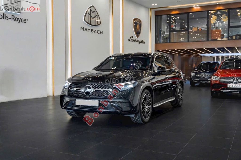 Mercedes Benz GLC 300 4Matic 2023 - 2 Tỷ 399 Triệu. Mua bán Ô tô tại Quận 7 Tp Hồ Chí Minh được đăng bởi Nguyễn Xuân Phúc hình 3