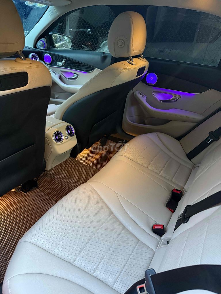 Mercedes C200 2018. Mua bán Ô tô tại Thành phố Cao Lãnh Đồng Tháp được đăng bởi Nguyên Car hình 8