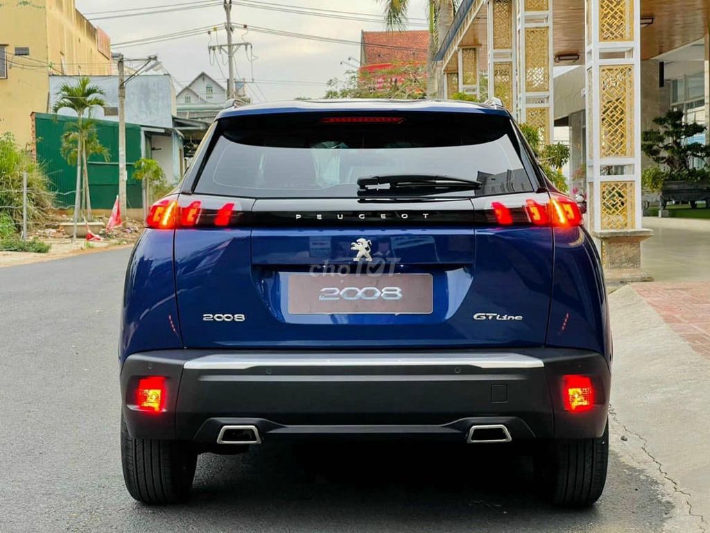Peugeot 2008 GT Line 2022 số tự động màu xanh. Mua bán Ô tô tại Quận Gò Vấp Tp Hồ Chí Minh được đăng bởi Quang hình 2