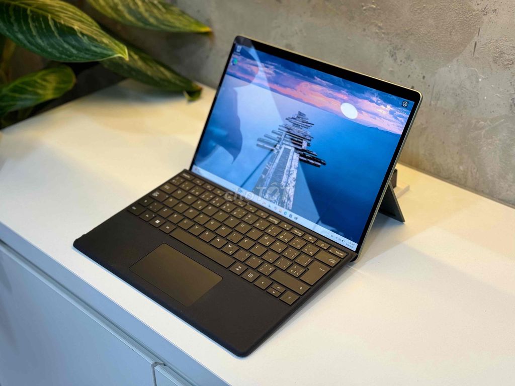 Surface Pro 9 i7 13 inch 16GB/512GB tặng phím bút. Mua bán Laptop tại Quận 10 Tp Hồ Chí Minh được đăng bởi thông hình 1