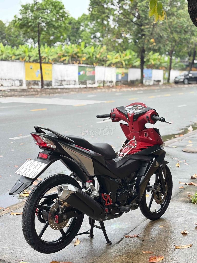 Honda Winner Đỏ đen Thể thao. Mua bán Xe máy tại Thị xã Bến Cát Bình Dương được đăng bởi xe máy trả góp tín nghĩa  hình 9
