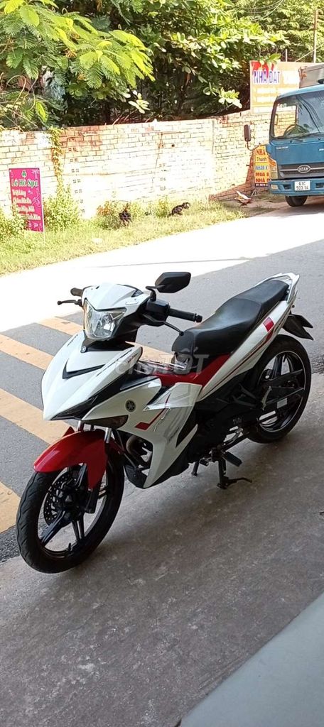 Yamaha Exciter 150 2016 Trắng đỏ. Mua bán Xe máy tại Thành phố Thuận An Bình Dương được đăng bởi Hoa Hồng  hình 2