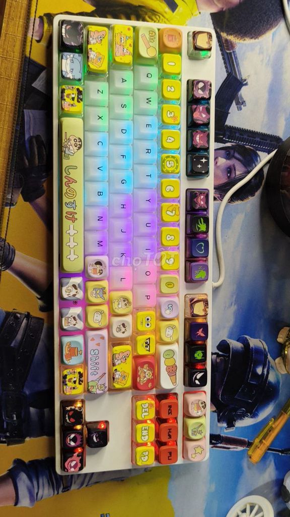 Bàn phím cơ Trắng. Mua bán Phụ kiện (Màn hình, Chuột...) tại Quận 7 Tp Hồ Chí Minh được đăng bởi Kiều hình 1