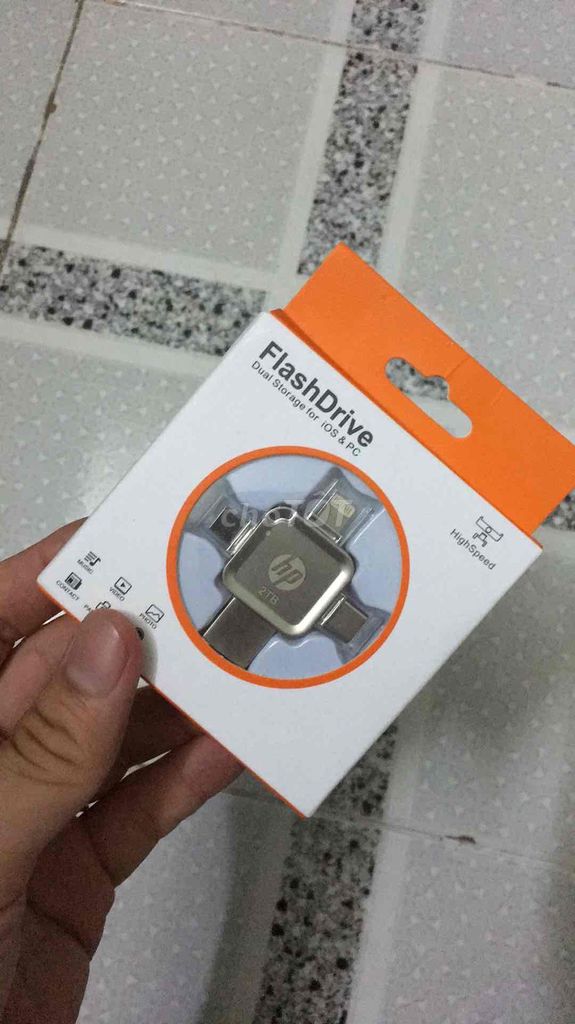 USB HP 2TB dùng cho Iphone. Mua bán Phụ kiện (Màn hình, Chuột...) tại Quận 12 Tp Hồ Chí Minh được đăng bởi Phạm Thành Nhân hình 1
