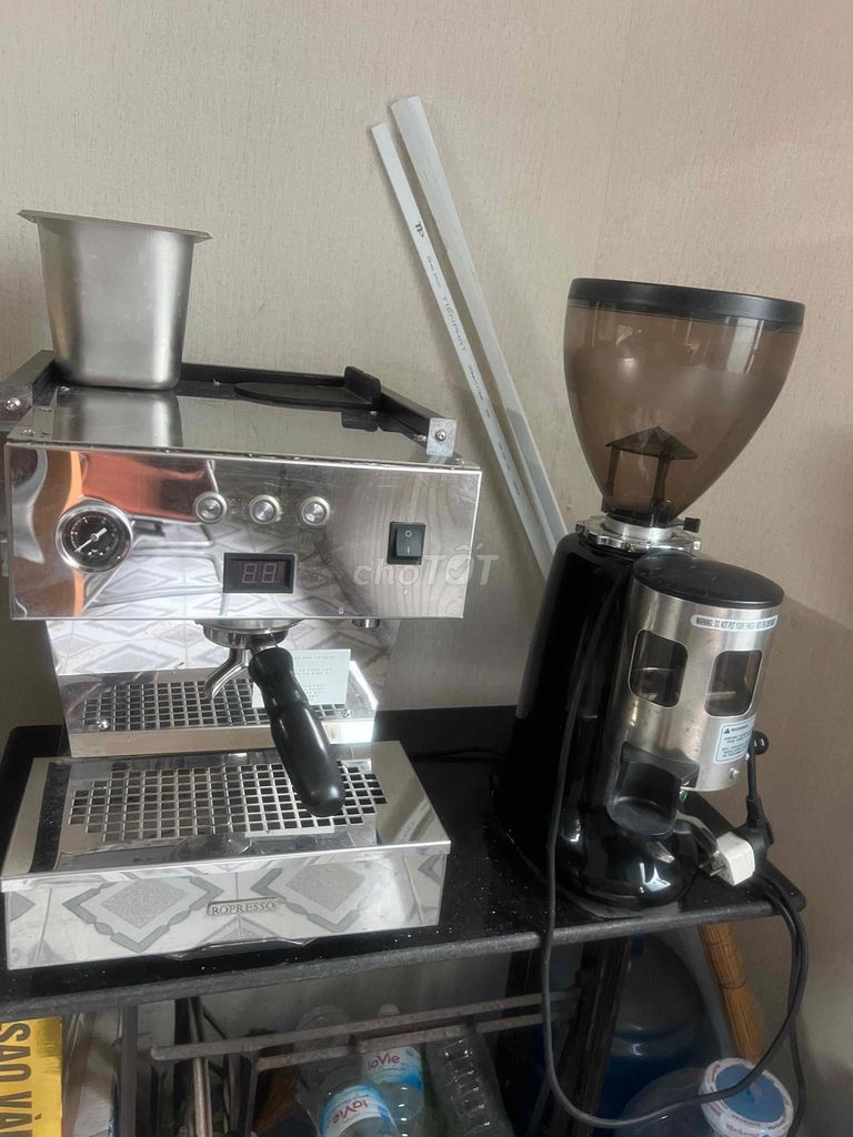 Máy pha cà phê Ropresso Bạc, Đen. Mua bán Bếp, lò, đồ điện nhà bếp tại Thành phố Long Xuyên An Giang được đăng bởi Phạm Tài hình 1