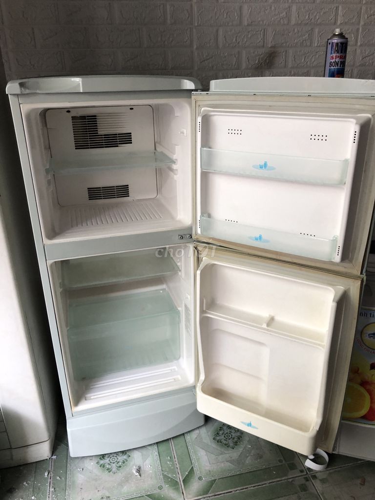 0355405478 - Tủ lạnh sanyo 120l nguyên zin đang xài có bảo hanh