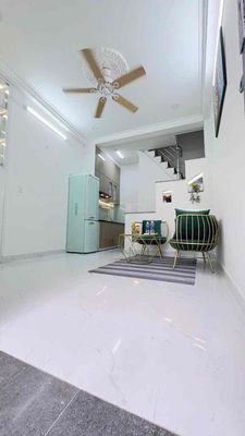 Nhà phố 21 m² · 3 PN · Đường Phạm Văn Hai