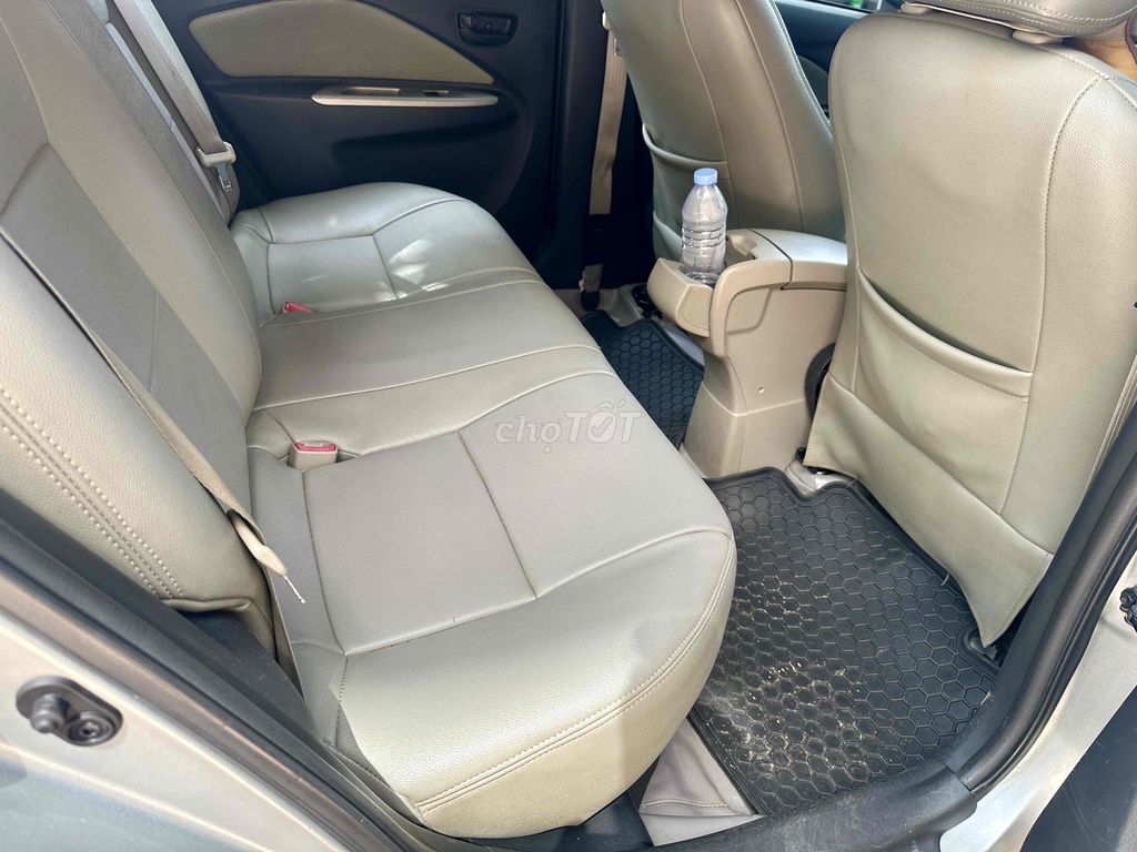 Toyota Vios 2018 1.5E CVT - 200000 km. Mua bán Ô tô tại Thành phố Biên Hòa Đồng Nai được đăng bởi Luxury AUTO  hình 5