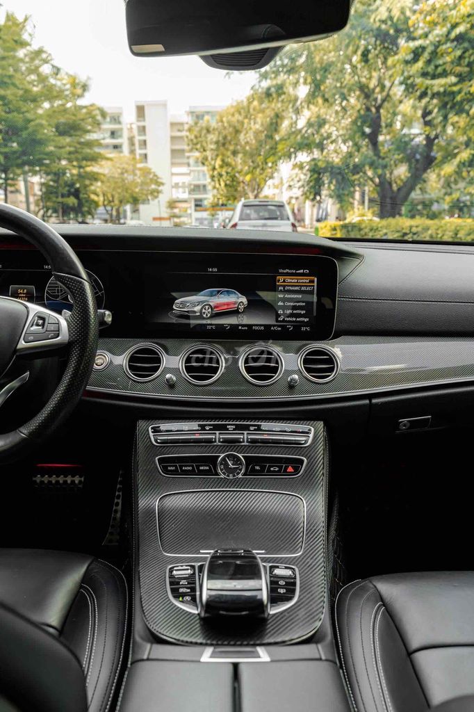 E300_AMG_2017 màu đen cá nhân siêu đẹp & siêu ngâu. Mua bán Ô tô tại Quận 7 Tp Hồ Chí Minh được đăng bởi Dương Phương hình 12