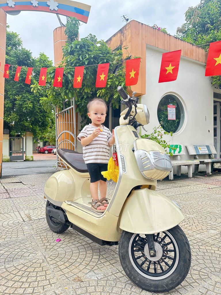 pass xe đạp như hình xe đưa đón con đi học. Mua bán Xe điện tại Huyện Gia Lâm Hà Nội được đăng bởi Đông hình 1