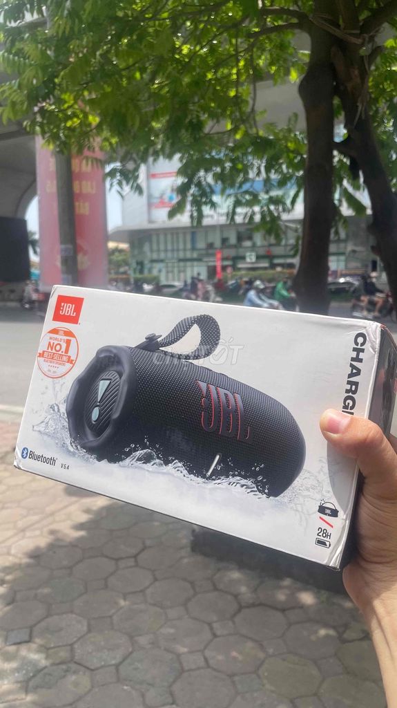 Loa Bluetooth JBL Charge 6 new chưa bóc BH 12 thg. Mua bán Tivi, Âm thanh tại Quận Thanh Xuân Hà Nội được đăng bởi Quang Huy hình 1