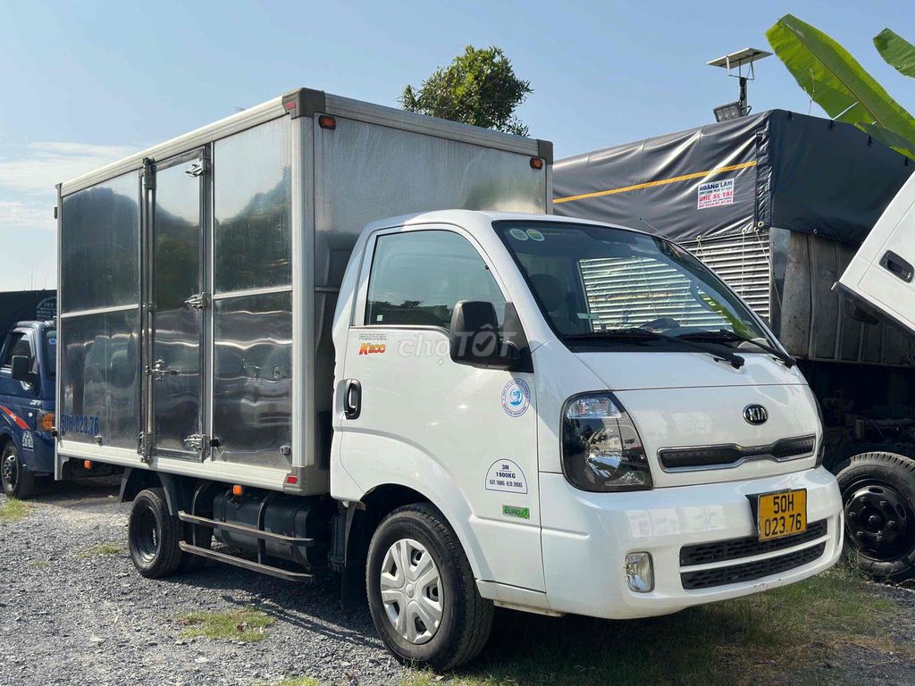 Thanh lý kia k200 siêu lướt