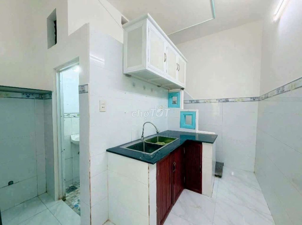 Bán Nhà đẹp, trệt, 2 lầu, 4 PN, sân thượng, hẻm 3m, Thạnh Lộc, Q12 - ảnh 3