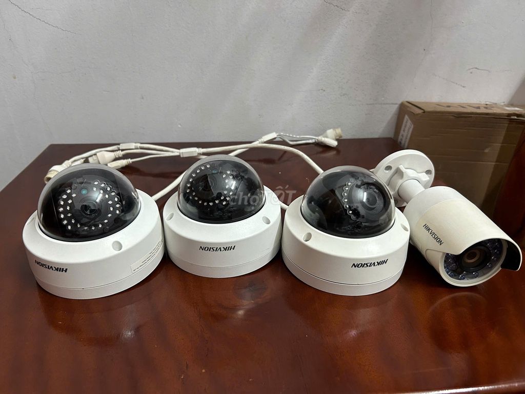 4 Camera quan sát IP Hikvision 2Mp