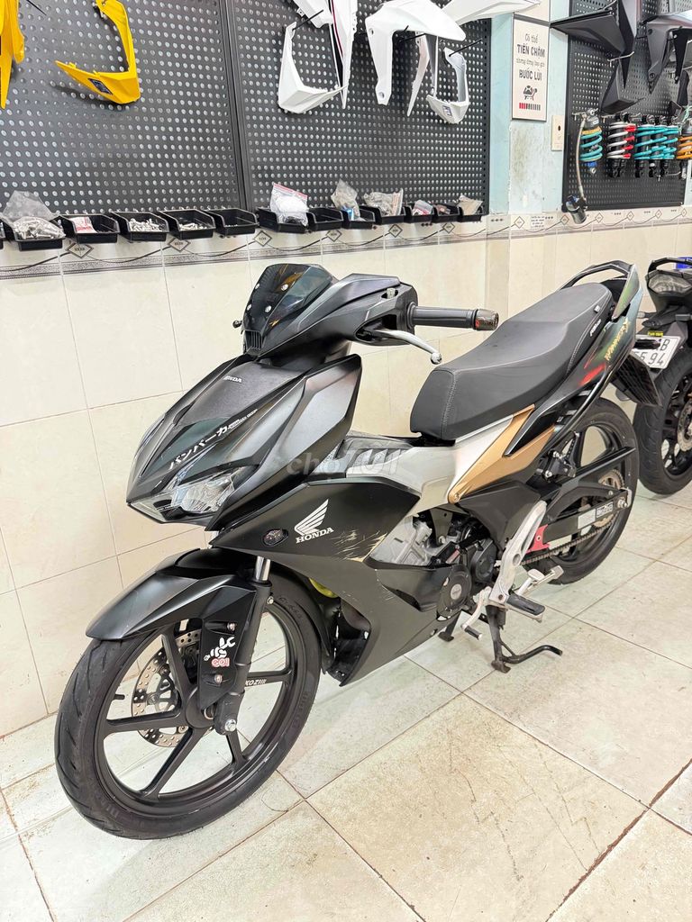 Honda Winner X 2019 черный, один хозяин, помощь с переоформлением