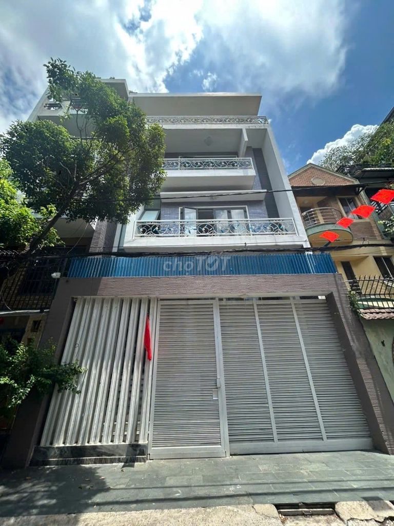 Аренда · 6 комн. · 120 м² · Quận Tân Bình, ул. Đường Nguyễn Thái Bình