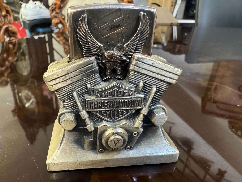 Bật lửa Zippo Harley-Davidson 1995 Limited Edit. Mua bán Đồ sưu tầm, đồ cổ tại Thành phố Biên Hòa Đồng Nai được đăng bởi Đỗ Liên hình 1