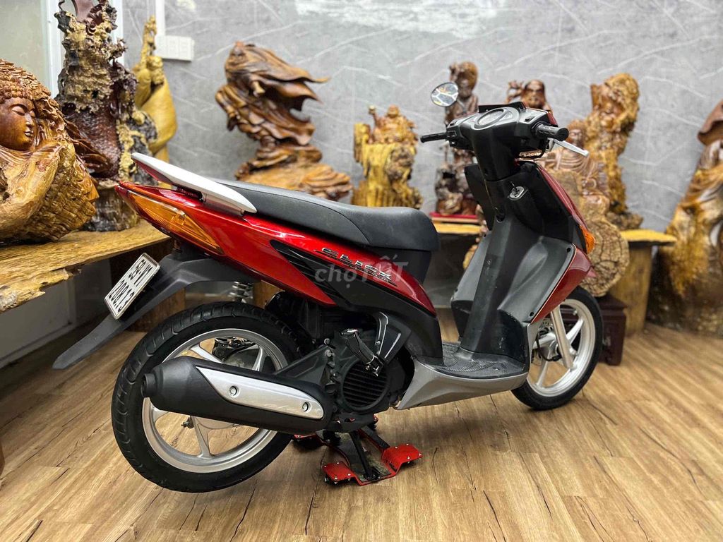 👉Honda Click bstp dàn áo sáng đẹp, máy móc zin êm. Mua bán Xe máy tại Quận 7 Tp Hồ Chí Minh được đăng bởi Xe Cũ Hiếu CT hình 5