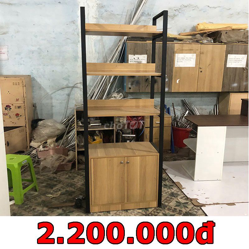 Kệ Trang Trí Màu Vân Gỗ, Sơn Đen Mới 90%. Mua bán Tủ, kệ gia đình tại Quận 5 Tp Hồ Chí Minh được đăng bởi Thanh lý HD hình 1