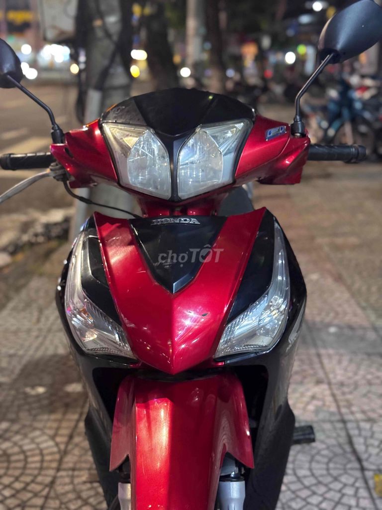 Honda Future 125 Fi красный