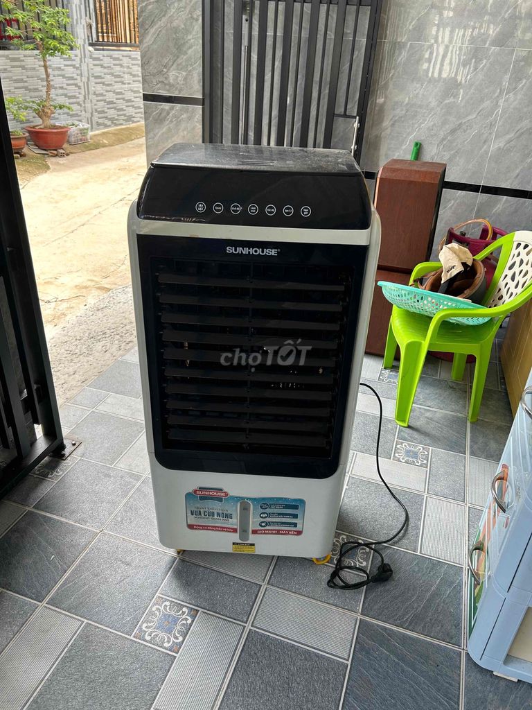 Quạt hơi nước SUNHOUSE Trắng, Đen còn mới. Mua bán Quạt tại Thành phố Phan Rang-Tháp Chàm Ninh Thuận được đăng bởi Tên chưa cung cấp hình 1