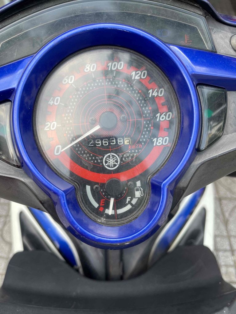 Yamaha 2020 Сине-белый 296 382 км