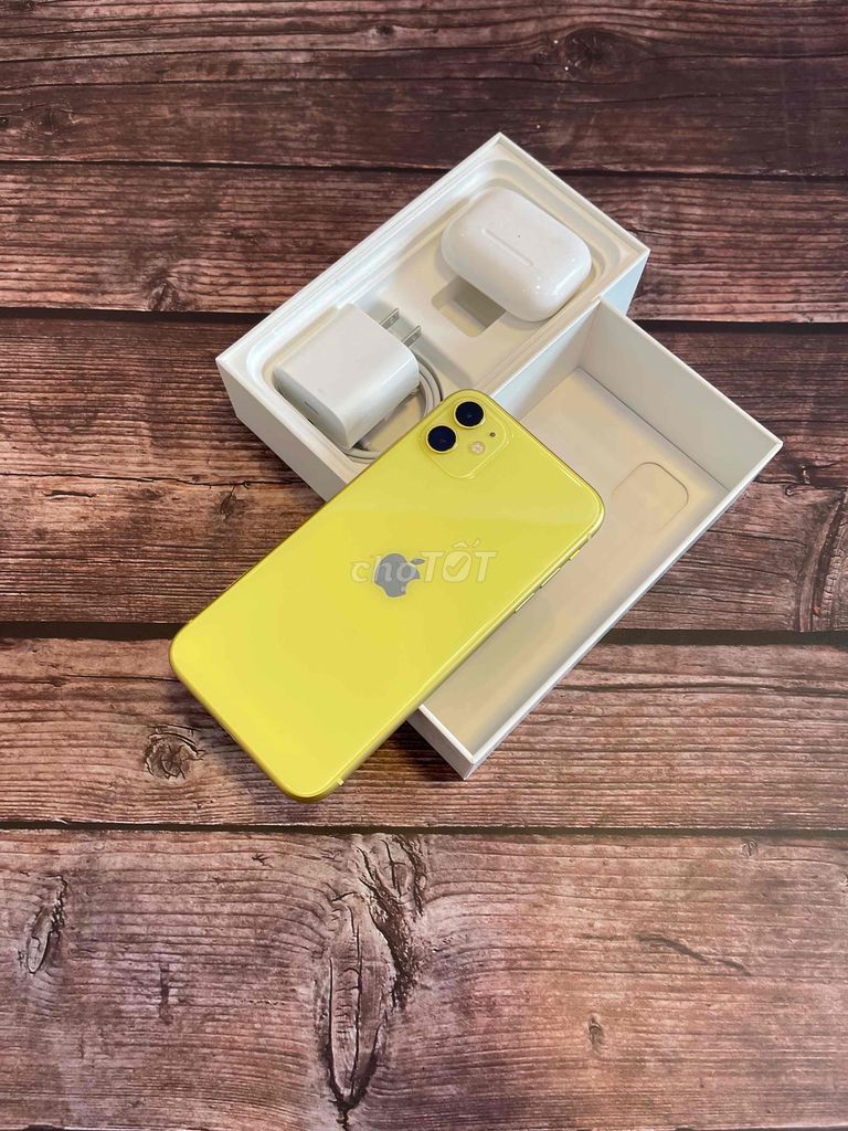 iPhone 11 256G Pin 93% Bản QTế Zin Áp Có Bao Xài. Mua bán Điện thoại tại Quận Tân Bình Tp Hồ Chí Minh được đăng bởi Phát Vận Phát Tài hình 1