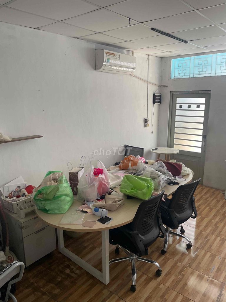 pass bàn họp Hoà Phát. Mua bán Đồ dùng văn phòng tại Quận Bình Thạnh Tp Hồ Chí Minh được đăng bởi Trần Ngọc Bảo hình 1