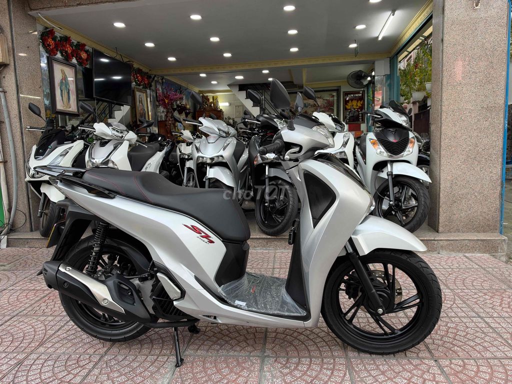 Светодиодные фонари Honda SH 150i 2017 года, серебристо-черные, BSTP, основной владелец