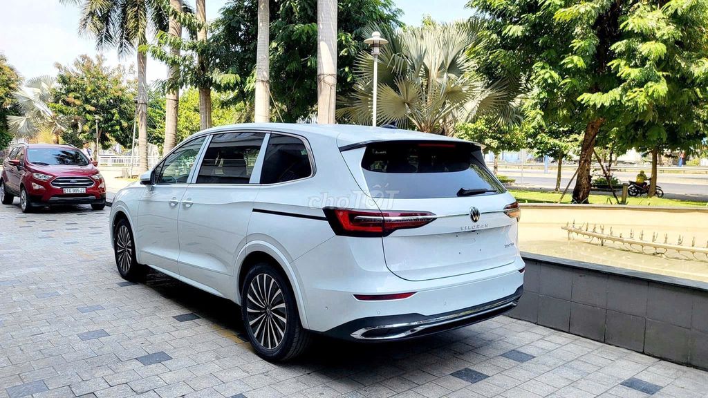 Volkswagen Viloran Lurury MPV đẳng cấp-sang trọng. Mua bán Ô tô tại Quận 5 Tp Hồ Chí Minh được đăng bởi Thành Tài Volkswagen Sài Gòn hình 3