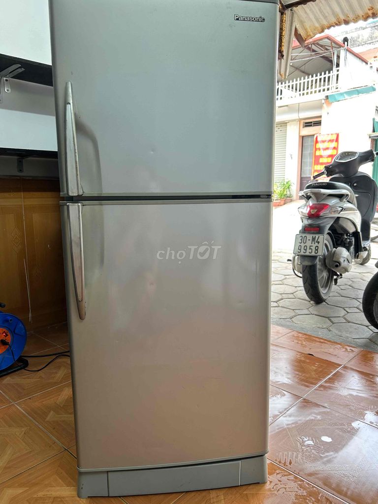 Tủ lạnh Panasonic Bạc đã qua sử dụng. Mua bán Tủ lạnh tại Huyện Thanh Trì Hà Nội được đăng bởi Hing Diy hình 1