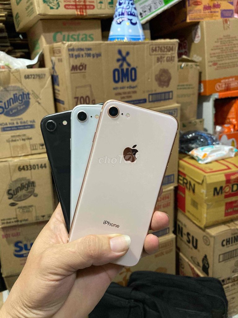 Apple iPhone 8 Qtế 64GB Zin Full. Mua bán Điện thoại tại Quận Bình Tân Tp Hồ Chí Minh được đăng bởi Hoang Phong hình 1