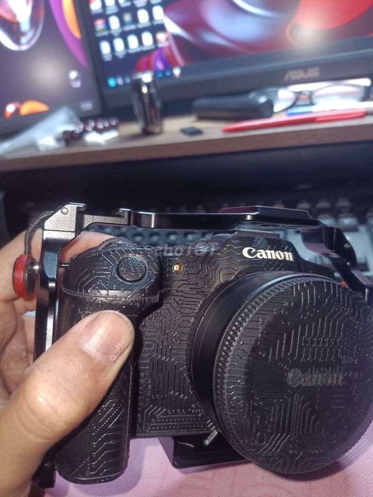 Máy ảnh Canon R8 Đã qua sử dụng. Mua bán Máy ảnh, Máy quay tại Huyện Nhơn Trạch Đồng Nai được đăng bởi Hau hình 1