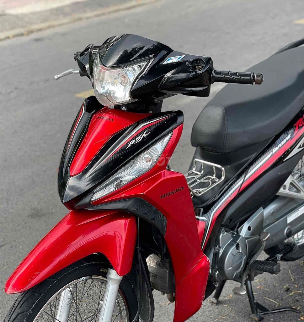 Bán Wave RSX 2017. Mua bán Xe máy tại Quận 10 Tp Hồ Chí Minh được đăng bởi chánh hình 2