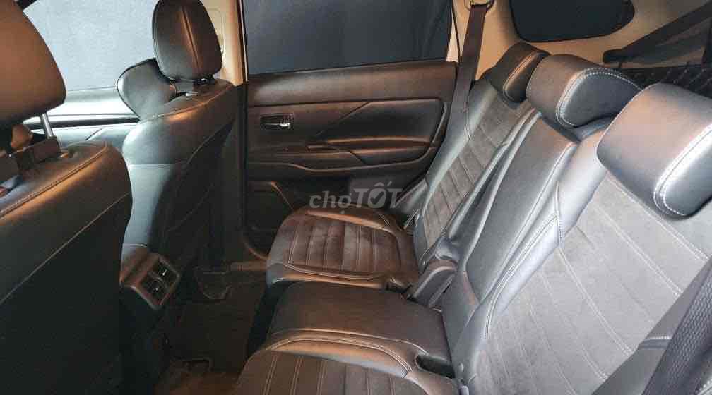 Mitsubishi Outlander 2022 2.0 CVT - 520000 km. Mua bán Ô tô tại Huyện Đa Krông Quảng Trị được đăng bởi Lê Thanh Dũng hình 5