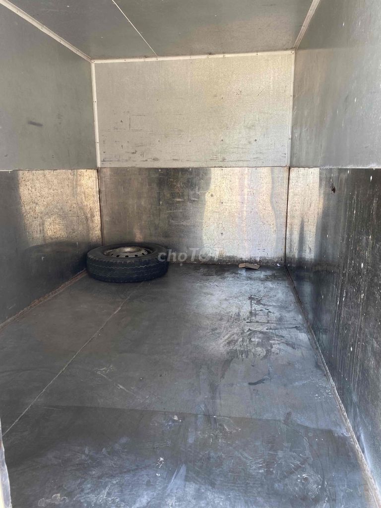 Veam VPT 095 tải 800kg sx 2018 Thùng kín 2m6  Xe m. Mua bán Xe tải, xe ben tại Quận Liên Chiểu Đà Nẵng được đăng bởi Tran thanh quoc hình 4