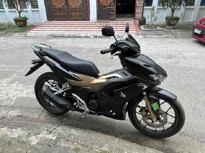 bán winner V2, màu đen đi hơn 2 vạn. Mua bán Xe máy tại Thành phố Hạ Long Quảng Ninh được đăng bởi A Tùng