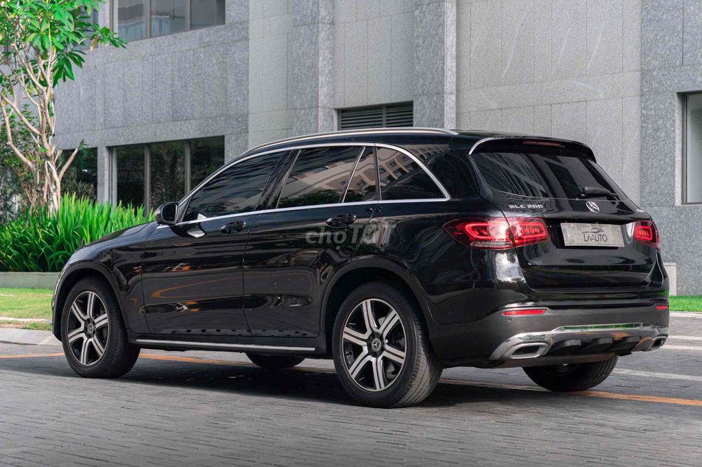 Mercedes Benz GLC 2020 200 4Matic - 56000 km. Mua bán Ô tô tại Quận 10 Tp Hồ Chí Minh được đăng bởi Thái LA Auto hình 3