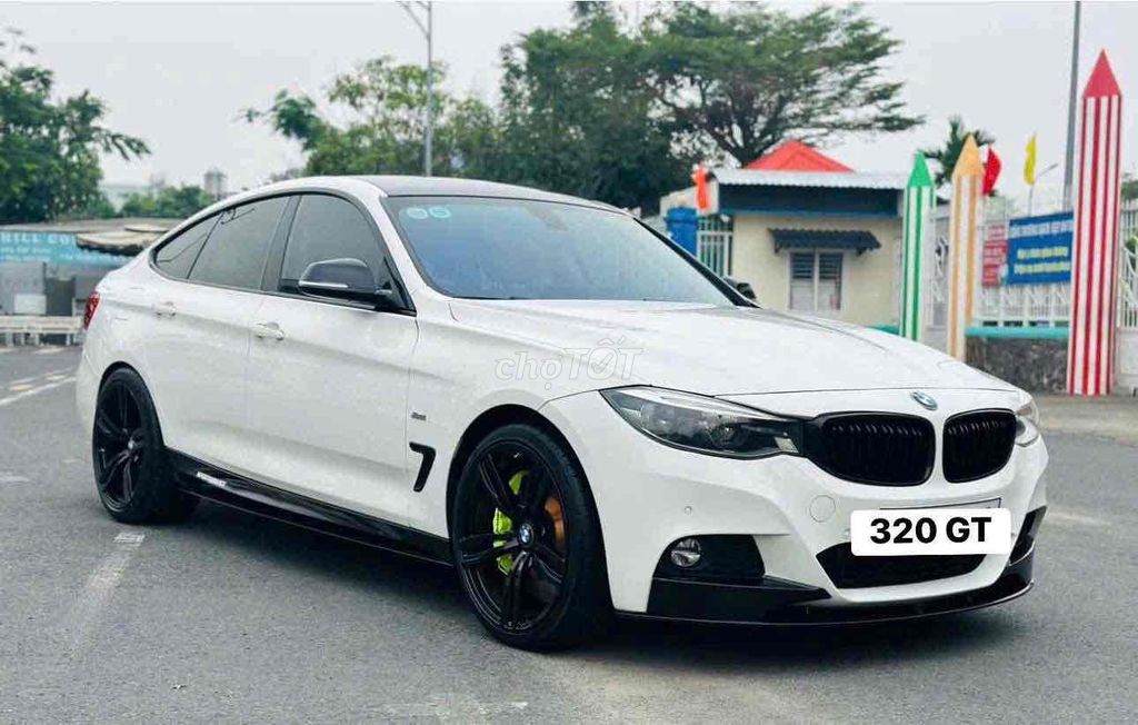 BMW 3 Series 2016 320i GT - 70000 km. Mua bán Ô tô tại Quận Gò Vấp Tp Hồ Chí Minh được đăng bởi nguyễn quốc trinh hình 1