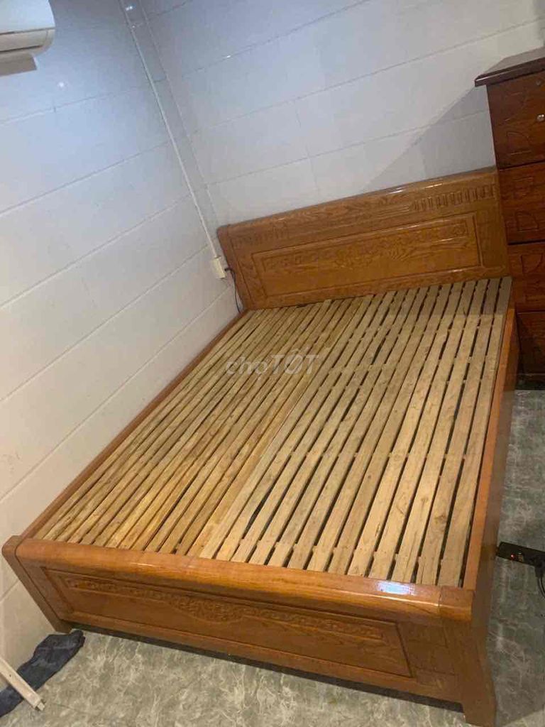 Giường ngủ Gỗ xoan Nâu gỗ 1m6x2m. Mua bán Giường, chăn ga gối nệm tại Quận Liên Chiểu Đà Nẵng được đăng bởi trần vinh quang hình 1