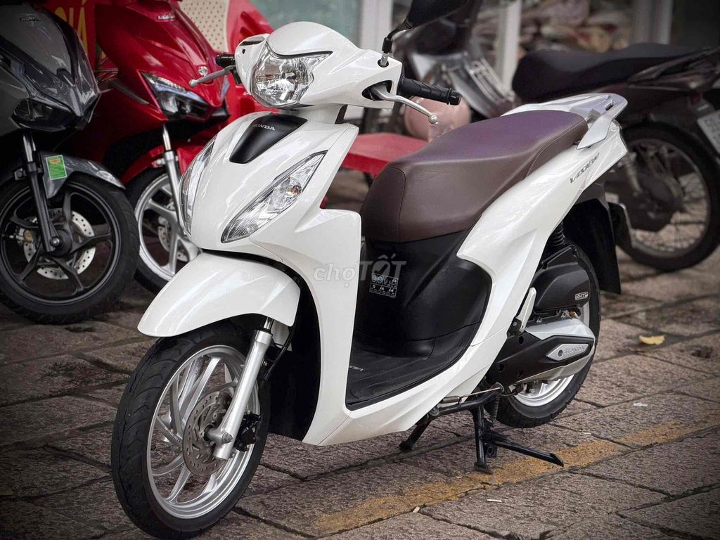 Honda Vision 2023 Smartkey (Возможна рассрочка, одобрение с плохой кредитной историей)