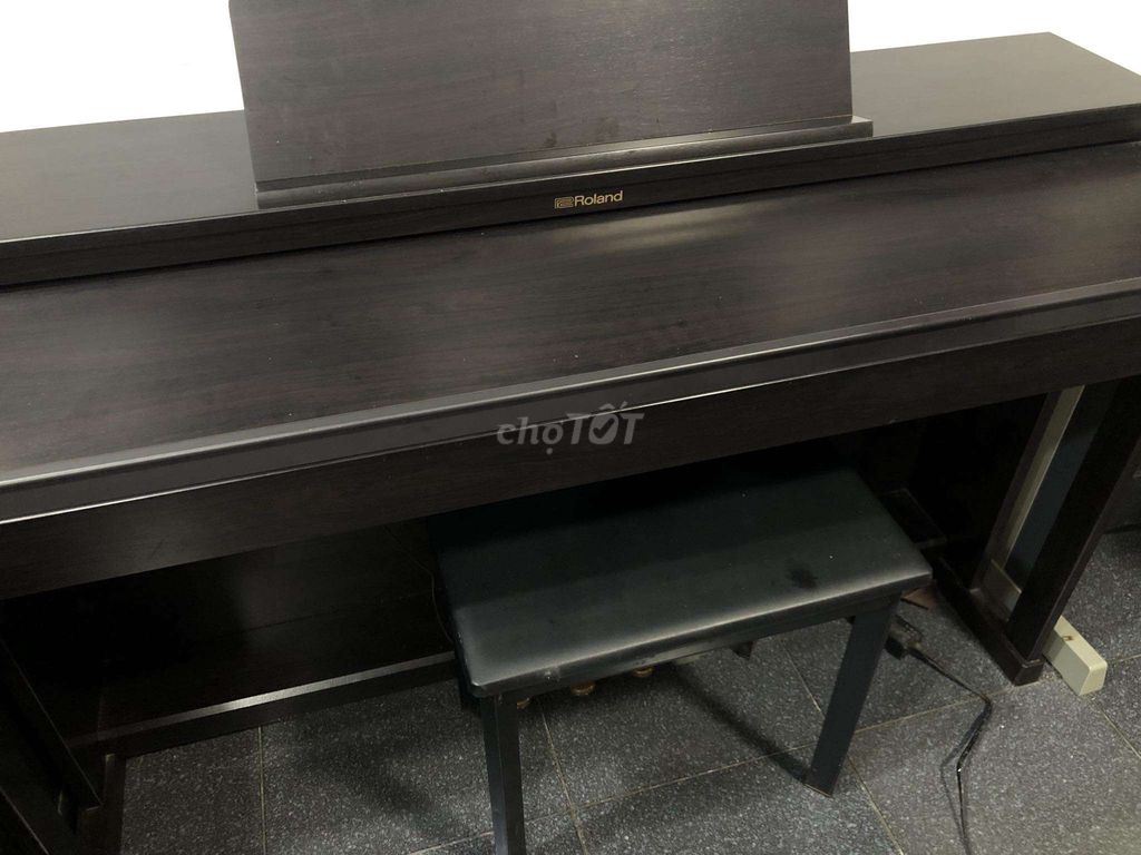 Piano điện Roland HP - 601 đẹp 99 %