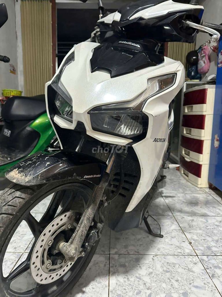 Honda Air Blade 2020 Trắng Đỏ Đen. Mua bán Xe máy tại Huyện Cờ Đỏ Cần Thơ được đăng bởi mi ni hình 2