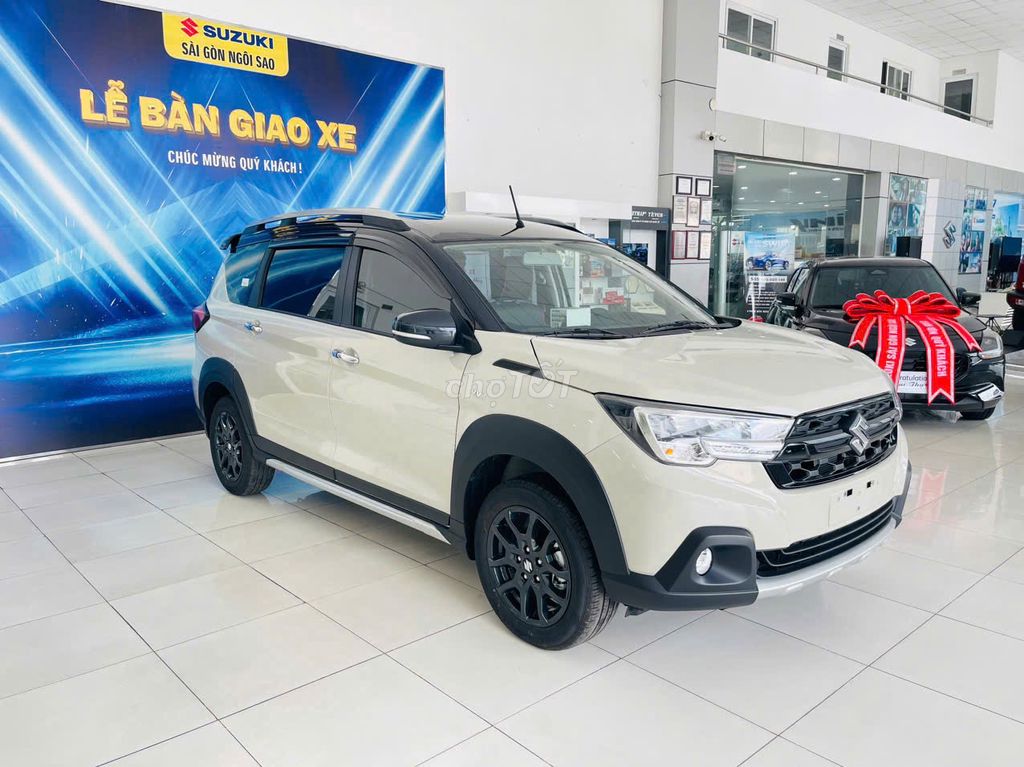 Suzuki XL7 7 chỗ, ưu đãi 100% t.bạ, 175 tr nhận xe. Mua bán Ô tô tại Quận 7 Tp Hồ Chí Minh được đăng bởi công ty ô tô Sài Gòn đại lý ô tô Su zu ki chính hãng hình 4