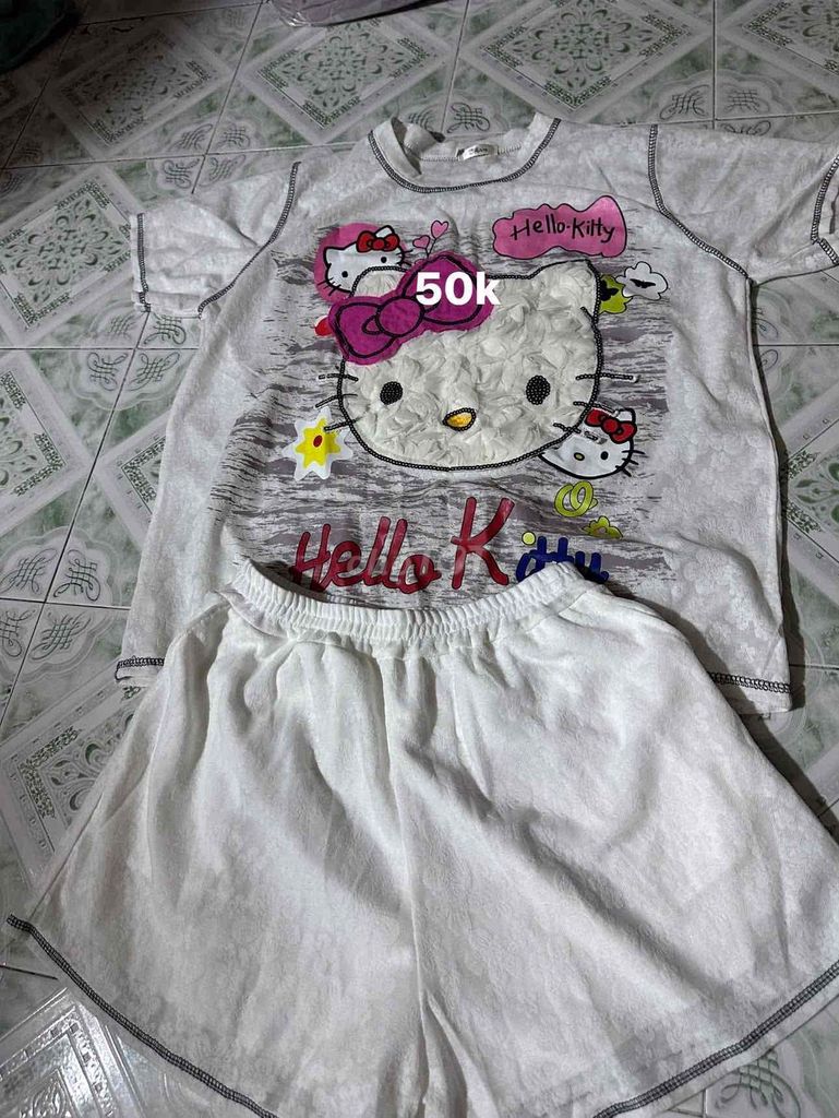 Đồ bộ nữ Bigsize Hello Kitty Trắng Đỏ. Mua bán Quần áo tại Quận Bình Tân Tp Hồ Chí Minh được đăng bởi Trần thị ngọc giàu hình 1