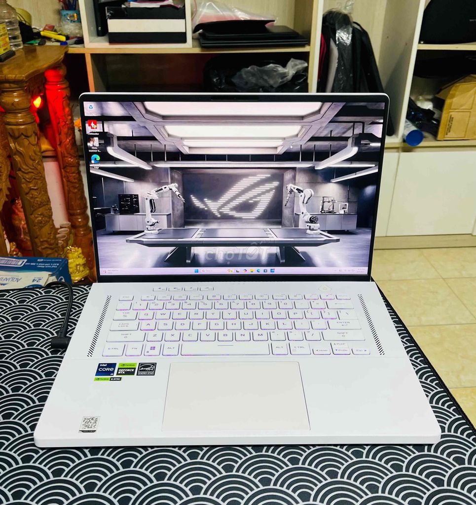 Asus ROG Zephyrus G16 i9-13900H 16G/RTX 4060/240Hz. Mua bán Laptop tại Quận Phú Nhuận Tp Hồ Chí Minh được đăng bởi LAPTOP VINA hình 1