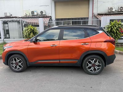 KIA Seltos 2021 1.4 Turbo Premium Cam 66000 km